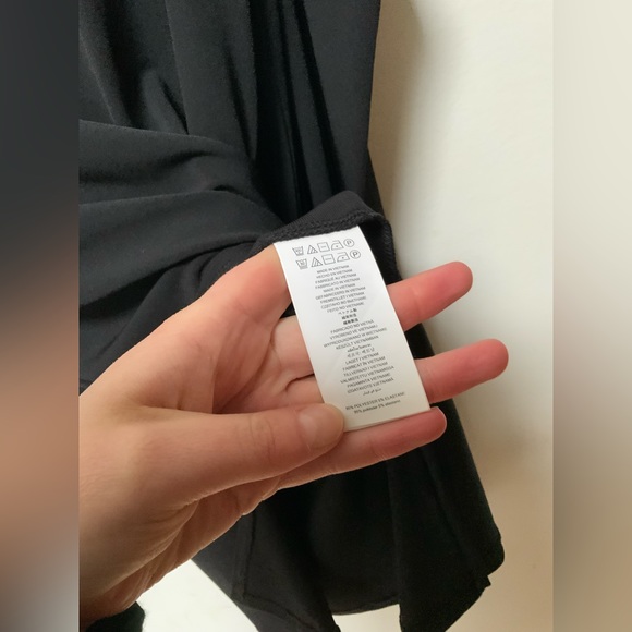 Michael Kors Cold Shoulder Top NWT - Picture 4 of 9